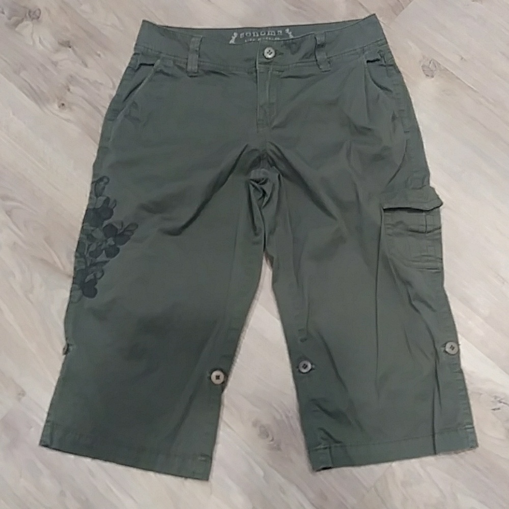 Sonoma women's modern skimmer Capris.